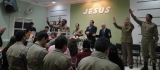 Pr Wolff ministra em culto de militares em Porto Belo-SC