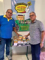 Visita e reunião de militares