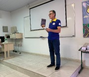 Visita e reunião de militares