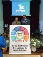 Militares no culto do GRUMESJ