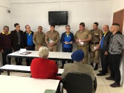 Colocação das Bíblias nos quartéis