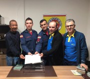 Colocação das Bíblias nos quartéis