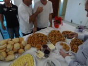 Um suculento café servido aos Militares