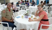 Um suculento café servido aos Militares