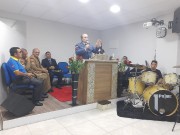 Reunião de militares em adoração a Deus 