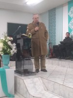 Presença de Deus no culto em Lages