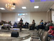 Vários militares presentes