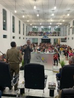 Varios militares presentes