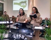 Deus nos abençõou nesta culto em Navegantes