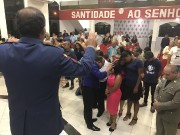 Deus seja louvado sempre