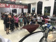 Deus seja louvado sempre