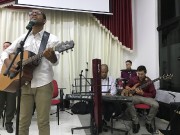 Deus seja louvado sempre