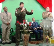 Deus fez grandes maravilhas em Rincão no culto de militares