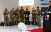 Presença de vários militares neste belo culto